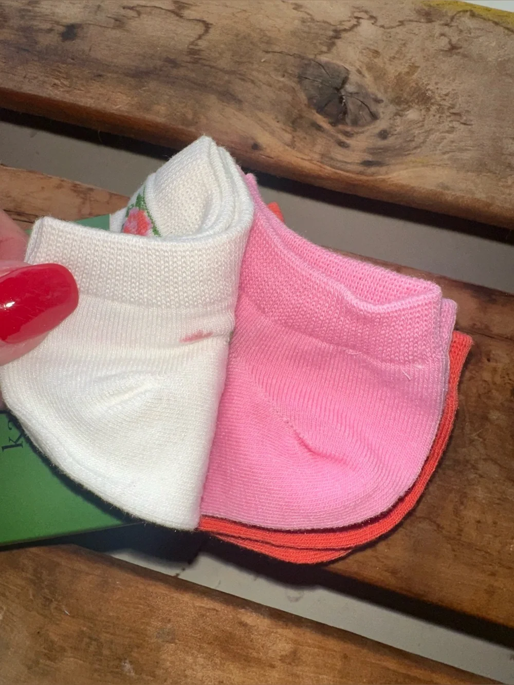 KATE SPADE 3 pack women's Quarter Socks -Summer-y cream floral & solids! ~ New